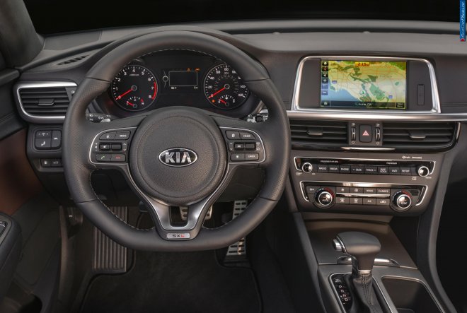 Обновленный Kia Optima - на шаг впереди конкурентов